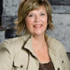 Meet your Posher, Denise